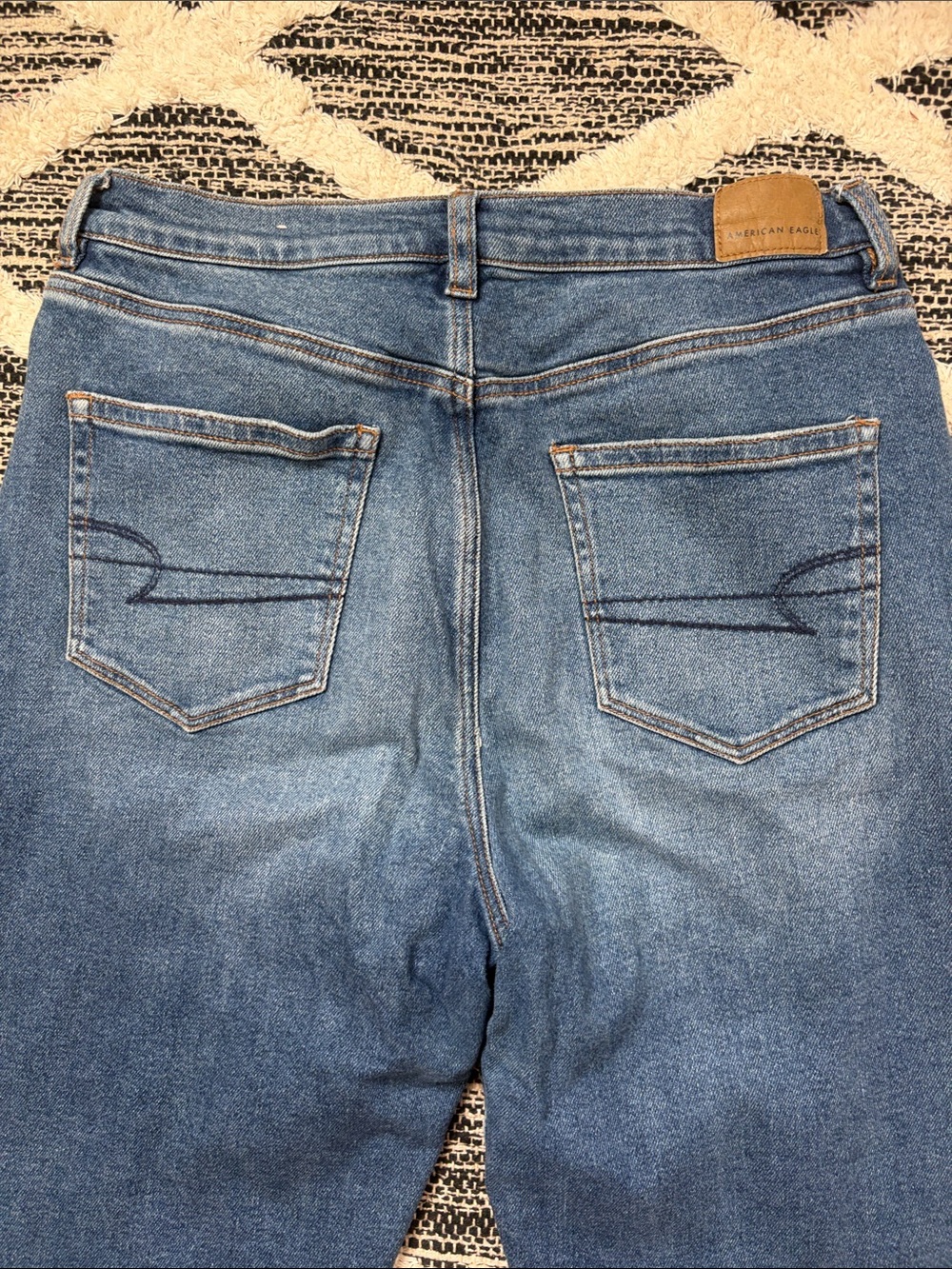 American Eagle Outfitters High-Rise Button-Fly Women’s Jeans size 10 long - Picture 7 of 7